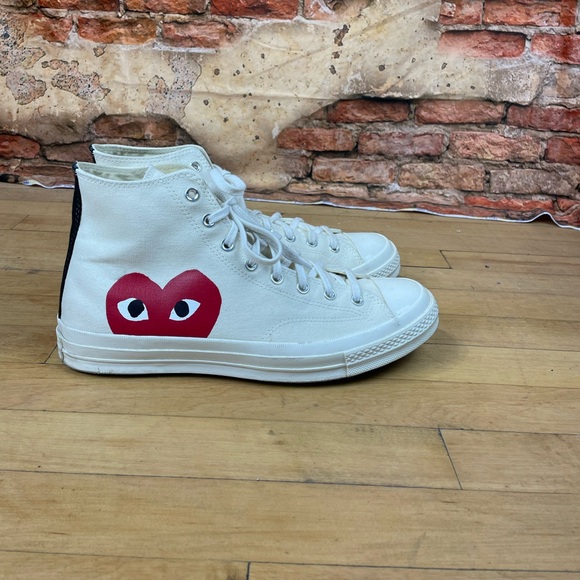 Converse Comme des Garçons PLAY X
Chuck 70 Unisex High Top Sneaker - Picture 8 of 13